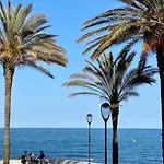 Fully Equipped Beachfront Studio In The Heart Of The City Center Bd Leclerc